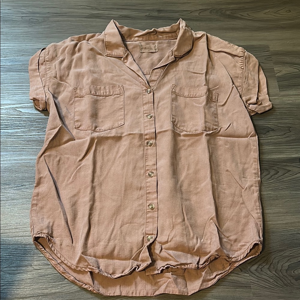 Altar’d State Light Brown/Pink Casual Button-Up Short Sleeve Shirt